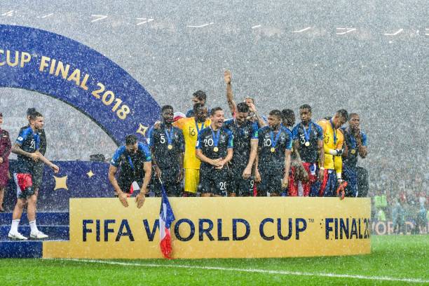 开她自身的 开她自身的