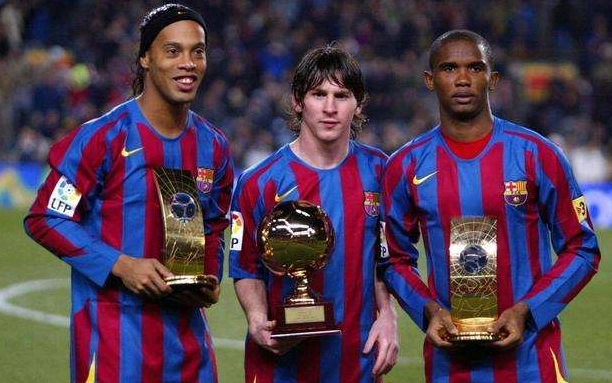 占据主动 占据主动